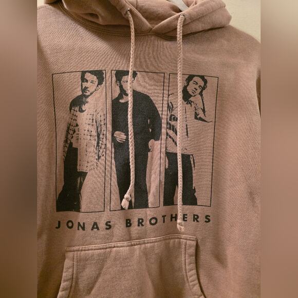 Jonas Brothers 2023 Concert Tour Hoodie Sweatshirt Size S Brown - Picture 3 of 8